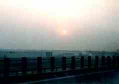 �������H